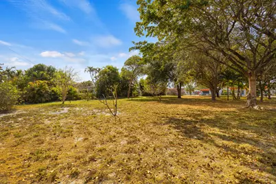 420 N 5th Street, Lantana, FL 33462 - Photo 6