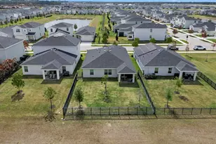 10971 NW Middle Stream Dr, Port Saint Lucie, FL 34987 - Photo 4