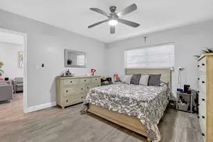 300 NE 20th St, Boca Raton, FL 33431 - Photo 12