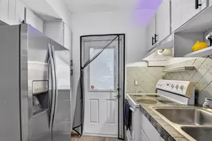 300 NE 20th St, Boca Raton, FL 33431 - Photo 10