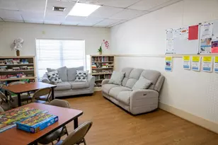 2936 Ashley Dr E, West Palm Beach, FL 33415 - Photo 10