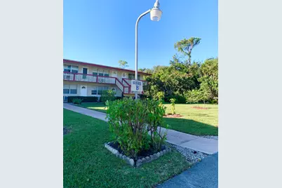 39 Sussex B, West Palm Beach, FL 33417 - Photo 8