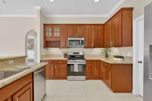 2846 SE Eagle Dr, Port Saint Lucie, FL 34984 - Photo 4