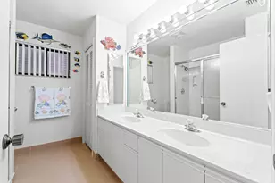 2330 SW 23rd Cranbrook Dr, Boynton Beach, FL 33436 - Photo 24