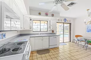 2330 SW 23rd Cranbrook Dr, Boynton Beach, FL 33436 - Photo 14