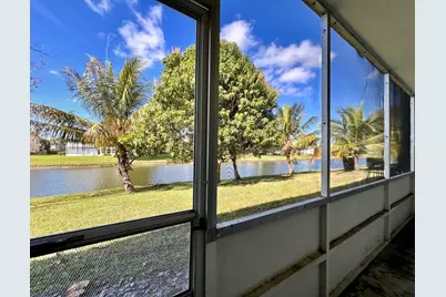 240 Bedford J, West Palm Beach, FL 33417 - Photo 2