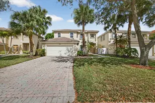 5002 Victoria Cir, West Palm Beach, FL 33409 - Photo 4