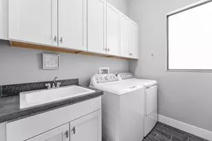 8063 Hobbes Wy, Palm Beach Gardens, FL 33418 - Photo 22