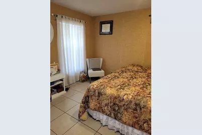 466 Holyoke Lane, Lake Worth, FL 33467 - Photo 12