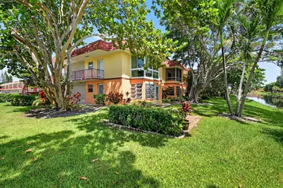 203 Oxford 100, West Palm Beach, FL 33417 - Photo 22