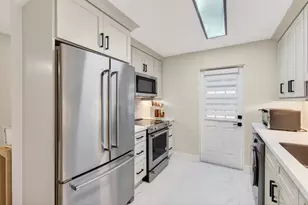 322 N Federal Hwy, Deerfield Beach, FL 33441 - Photo 16