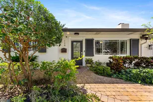 124 Bonnie Briar Ln, Delray Beach, FL 33444 - Photo 2