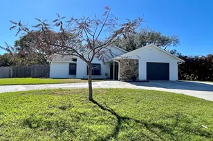 311 Anchor Way, Fort Pierce, FL 34946 - Photo 1