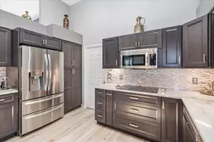 10312 Inverness Way, Port Saint Lucie, FL 34986 - Photo 16