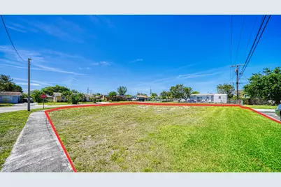 398 W 23rd Street, Riviera Beach, FL 33404 - Photo 4