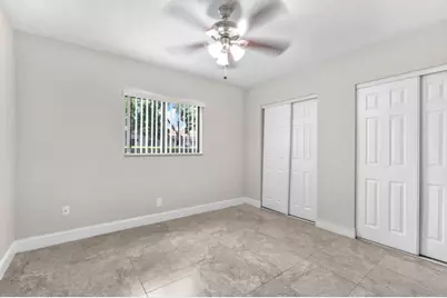559 NE 44th Street #2, Boca Raton, FL 33431 - Photo 4
