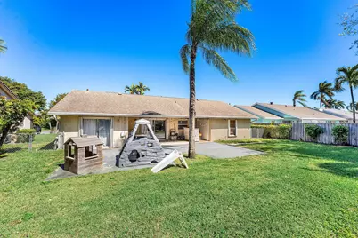 838 NW 9th Way, Boynton Beach, FL 33426 - Photo 28