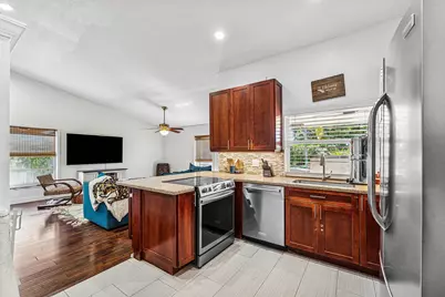 838 NW 9th Way, Boynton Beach, FL 33426 - Photo 12