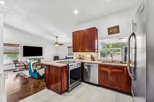 838 NW 9th Way, Boynton Beach, FL 33426 - Photo 12