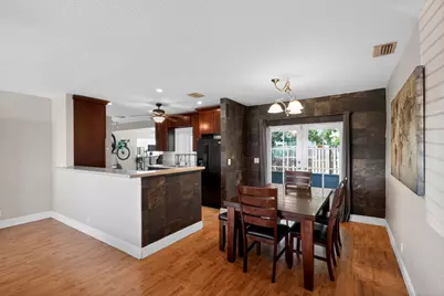 301 SE 3rd Street, Deerfield Beach, FL 33441 - Photo 18