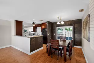 301 SE 3rd St, Deerfield Beach, FL 33441 - Photo 18