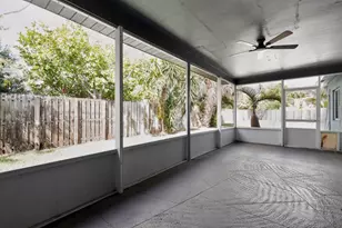 301 SE 3rd St, Deerfield Beach, FL 33441 - Photo 36