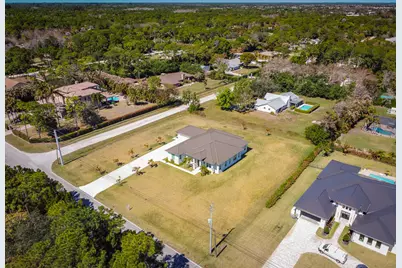 7595 155th Place N, Palm Beach Gardens, FL 33418 - Photo 2