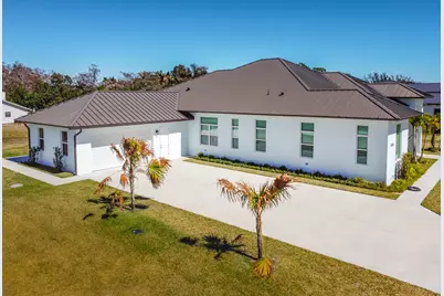 7595 155th Place N, Palm Beach Gardens, FL 33418 - Photo 6