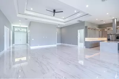 7595 155th Place N, Palm Beach Gardens, FL 33418 - Photo 8