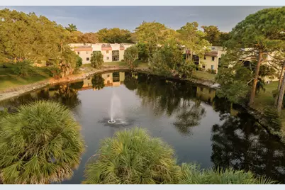 930 SW 9th Street Circle #205, Boca Raton, FL 33486 - Photo 2