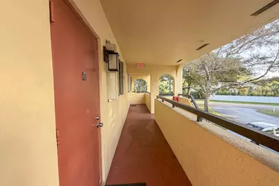 930 SW 9th Street Circle #205, Boca Raton, FL 33486 - Photo 28