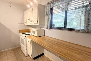 930 SW 9th St Cir, Boca Raton, FL 33486 - Photo 8