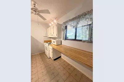 930 SW 9th Street Circle #205, Boca Raton, FL 33486 - Photo 8