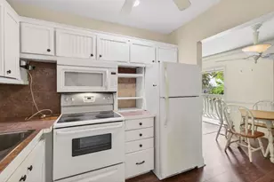 263 Ventnor R, Deerfield Beach, FL 33442 - Photo 8