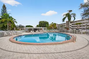 263 Ventnor R, Deerfield Beach, FL 33442 - Photo 28