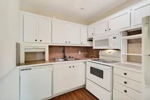 263 Ventnor R, Deerfield Beach, FL 33442 - Photo 6