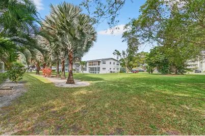 263 Ventnor R, Deerfield Beach, FL 33442 - Photo 22