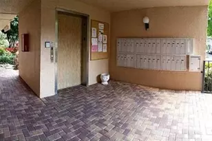 370 NW 76th Ave, Margate, FL 33063 - Photo 4