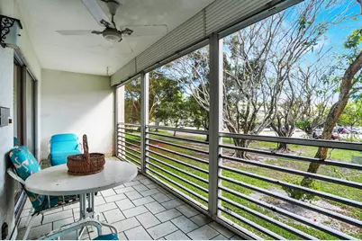 2102 Lucaya Bend #F2, Pompano Beach, FL 33066 - Photo 22