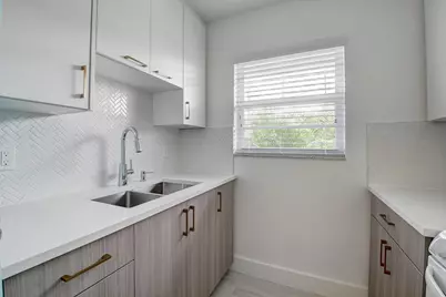 502 N H Street #4, Lake Worth Beach, FL 33460 - Photo 2