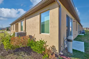 1810 Celebration Dr, Fort Pierce, FL 34947 - Photo 12