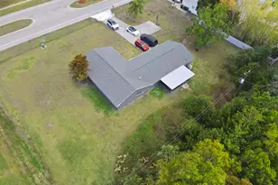 2118 SE Morningside Blvd, Port Saint Lucie, FL 34952 - Photo 4