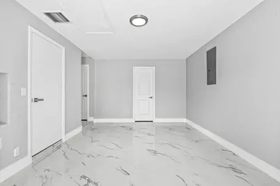 4412 Wilkinson Drive, Palm Springs, FL 33461 - Photo 10