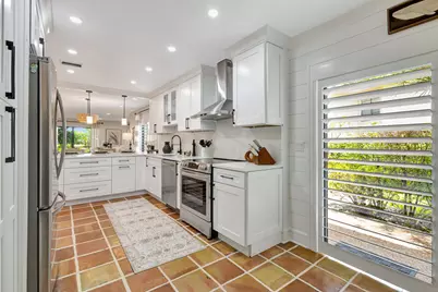 27 Westgate Lane #C, Boynton Beach, FL 33436 - Photo 4