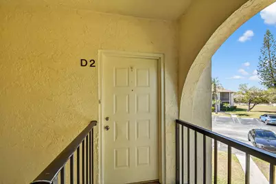 4723 Sable Pine Circle N #D2, West Palm Beach, FL 33417 - Photo 4