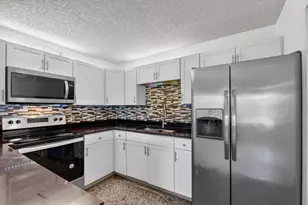 4723 Sable Pine Circle N, West Palm Beach, FL 33417 - Photo 16