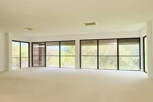 1739 Embassy Dr, West Palm Beach, FL 33401 - Photo 1