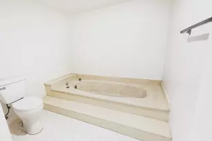 1739 Embassy Dr, West Palm Beach, FL 33401 - Photo 20