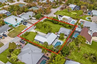 5666 SE Matousek St, Stuart, FL 34997 - Photo 4