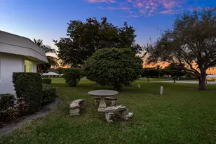 383 Villa Dr S, Atlantis, FL 33462 - Photo 32